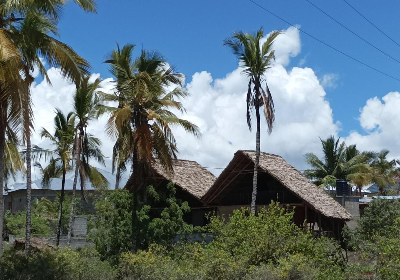 Mamarasta Bed & Breakfast Bwejuu Luaran gambar
