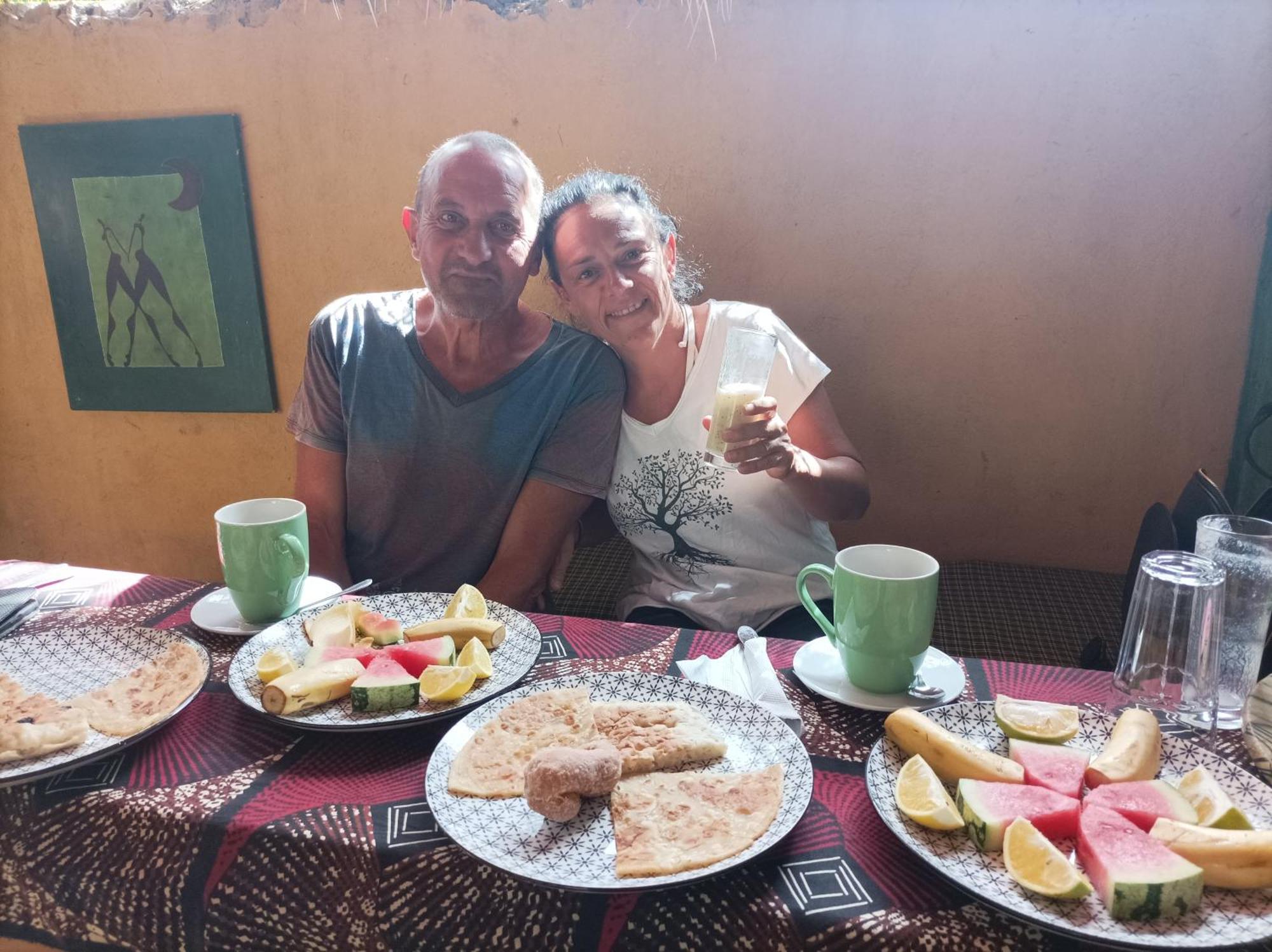Mamarasta Bed & Breakfast Bwejuu Luaran gambar