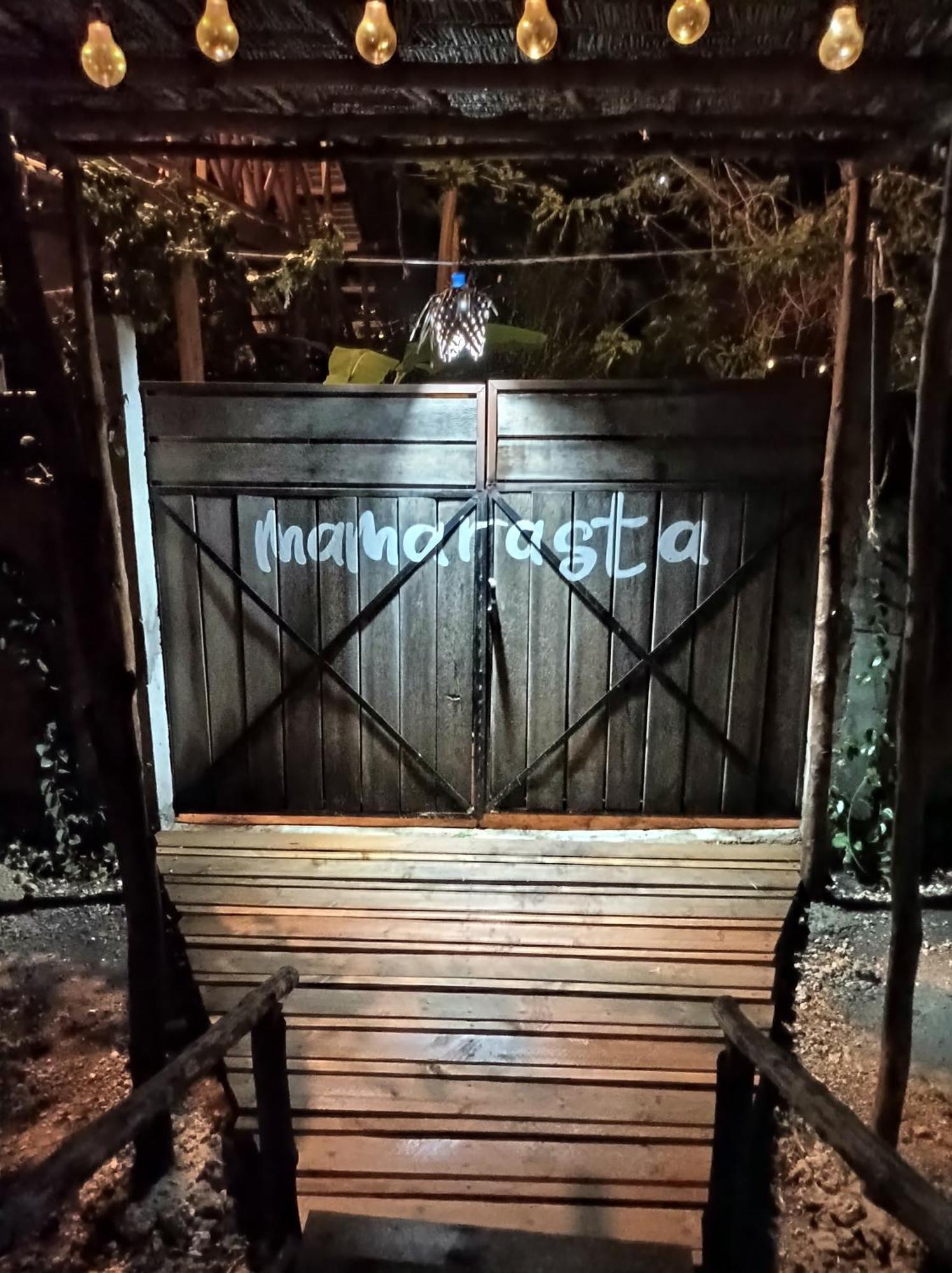 Mamarasta Bed & Breakfast Bwejuu Luaran gambar