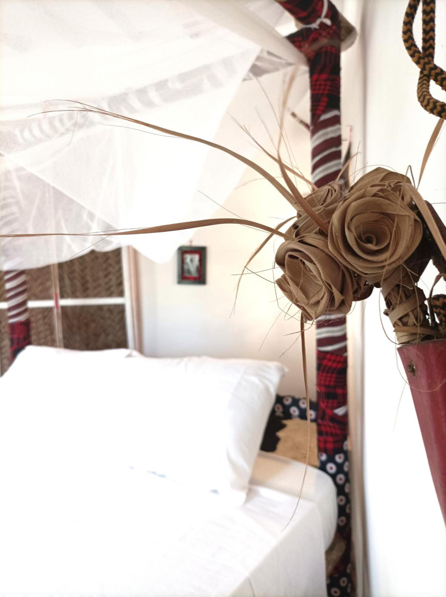 Mamarasta Bed & Breakfast Bwejuu Luaran gambar