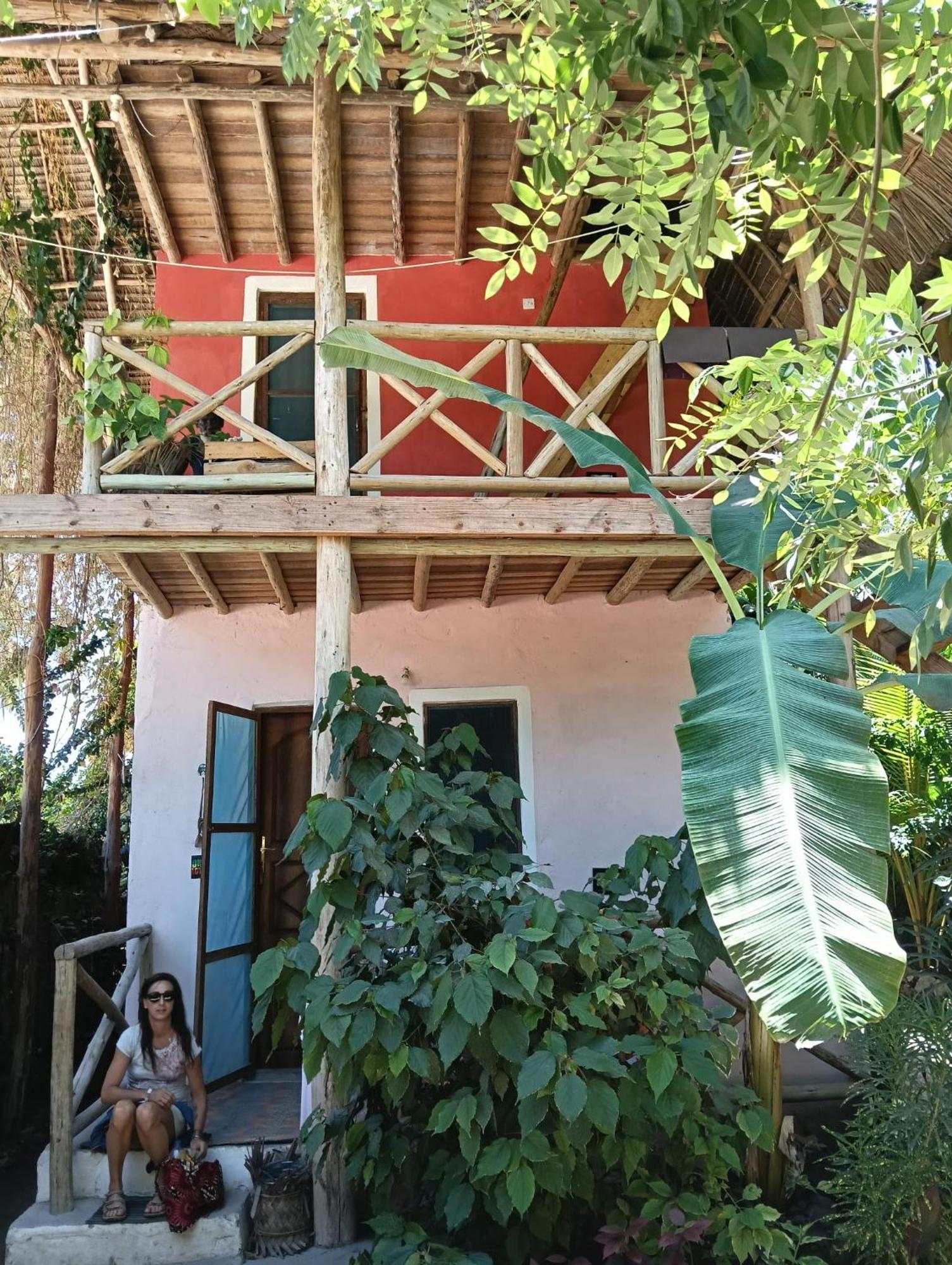 Mamarasta Bed & Breakfast Bwejuu Luaran gambar
