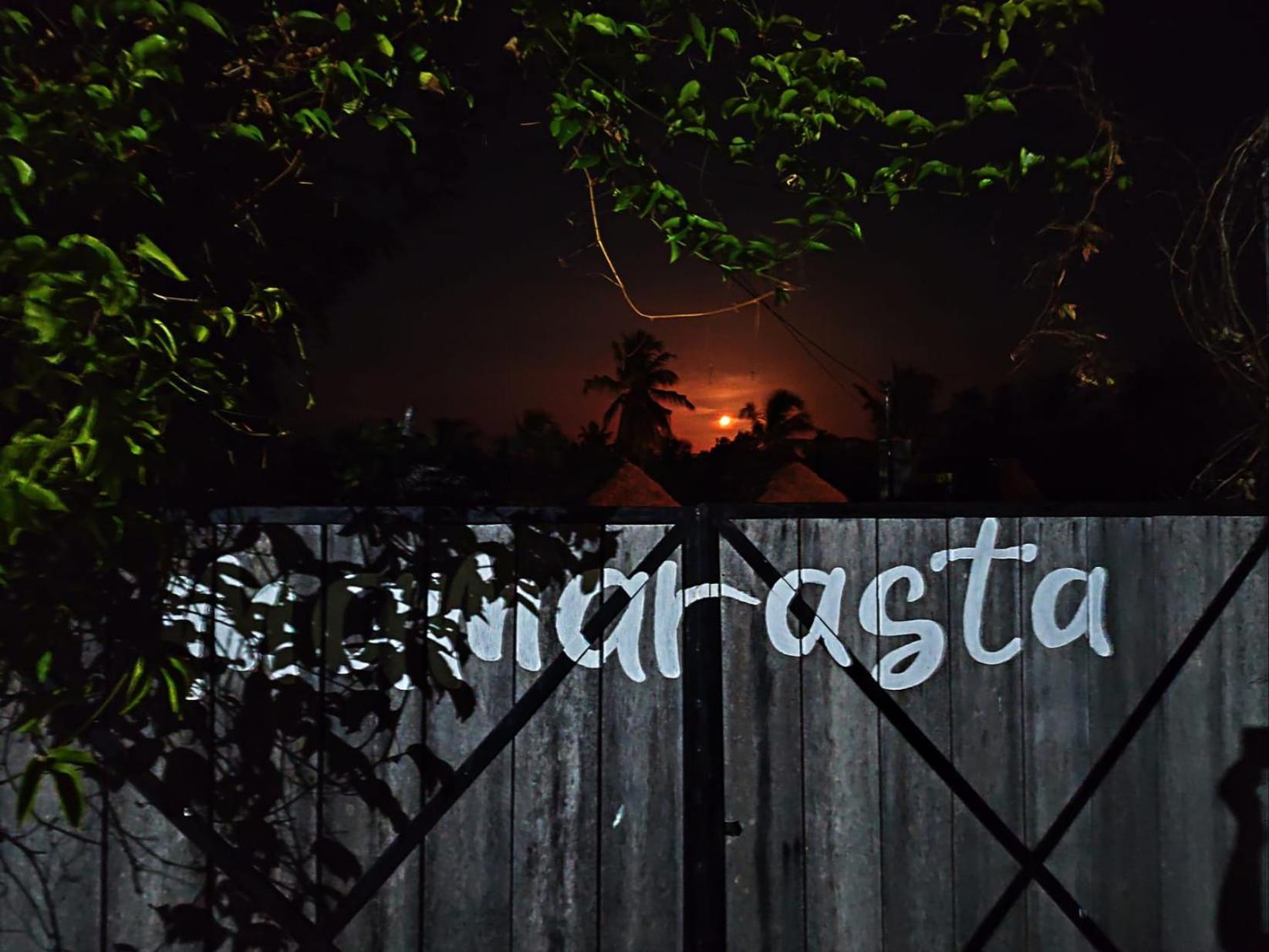 Mamarasta Bed & Breakfast Bwejuu Luaran gambar